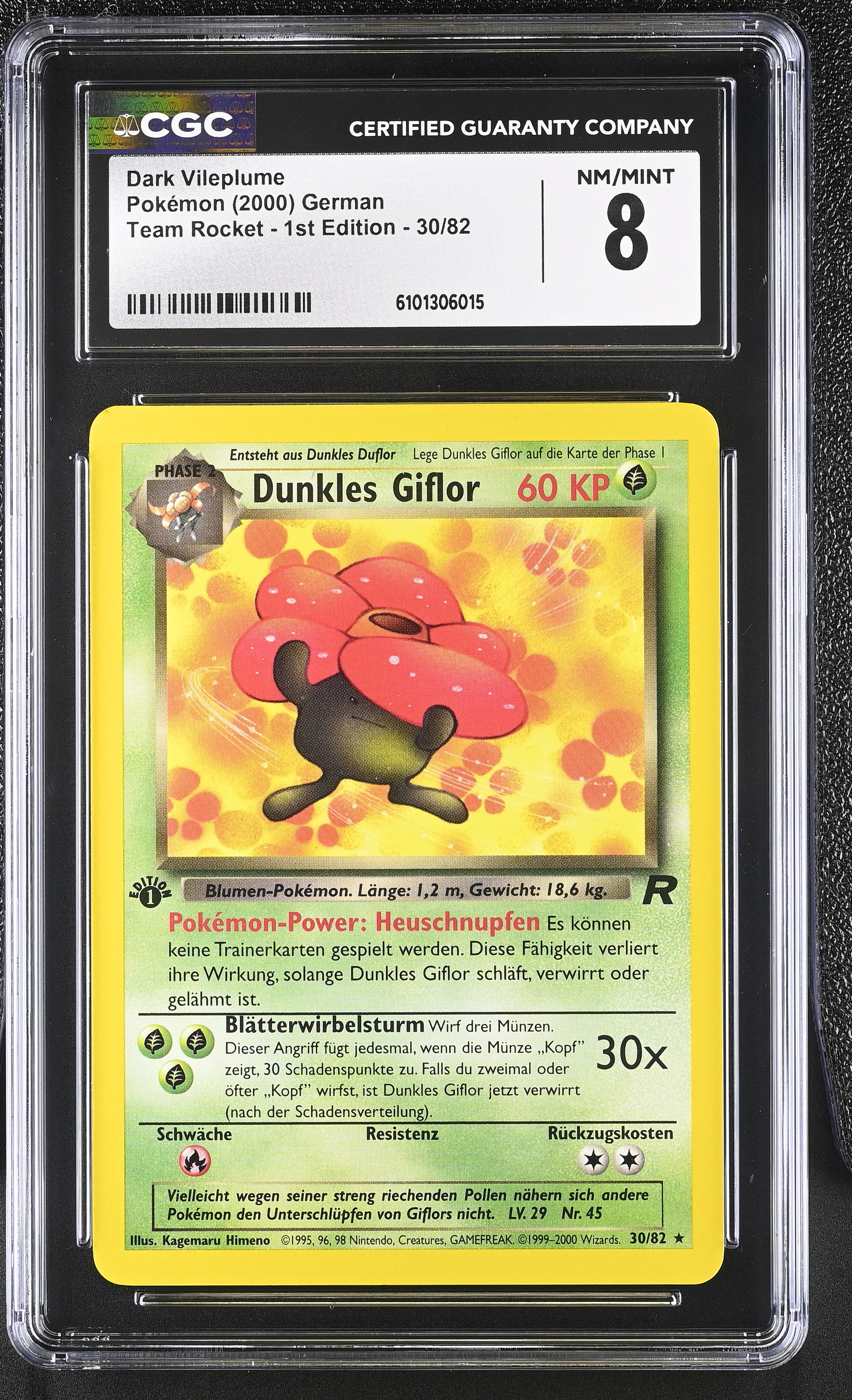 Dark Vileplume - TR 30 - German - CGC 8