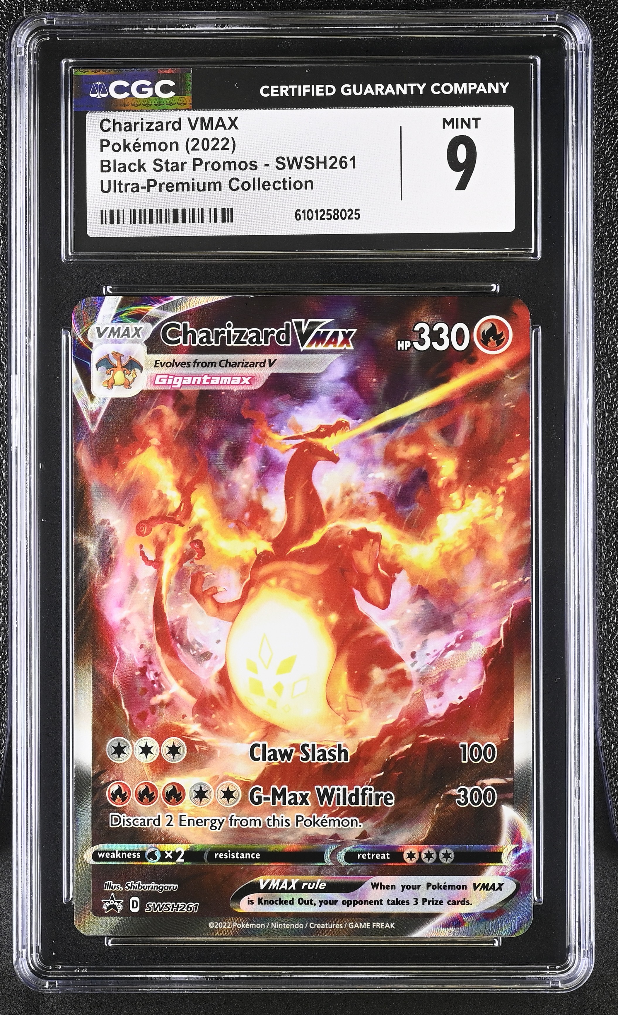 Charizard VMAX - SWSH 261 - English - CGC 9