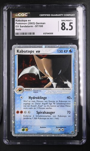 Kabutops ex - SS 97 - German - CGC 8.5 
