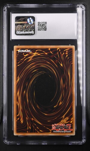 Different Dimension Dragon - DCR 15 - American - CGC 9.5