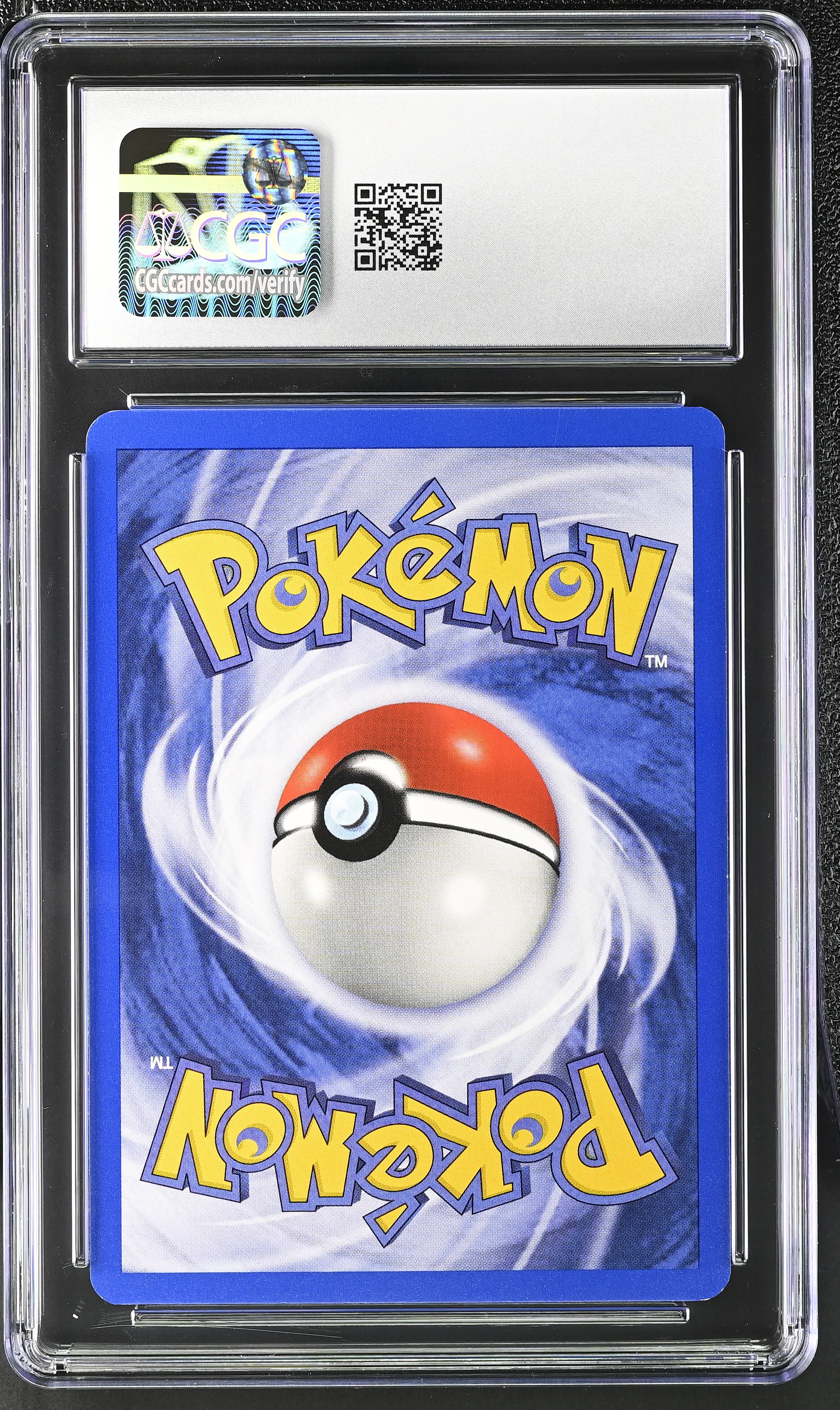 Dark Dragonite - TR 22 - German - CGC 9