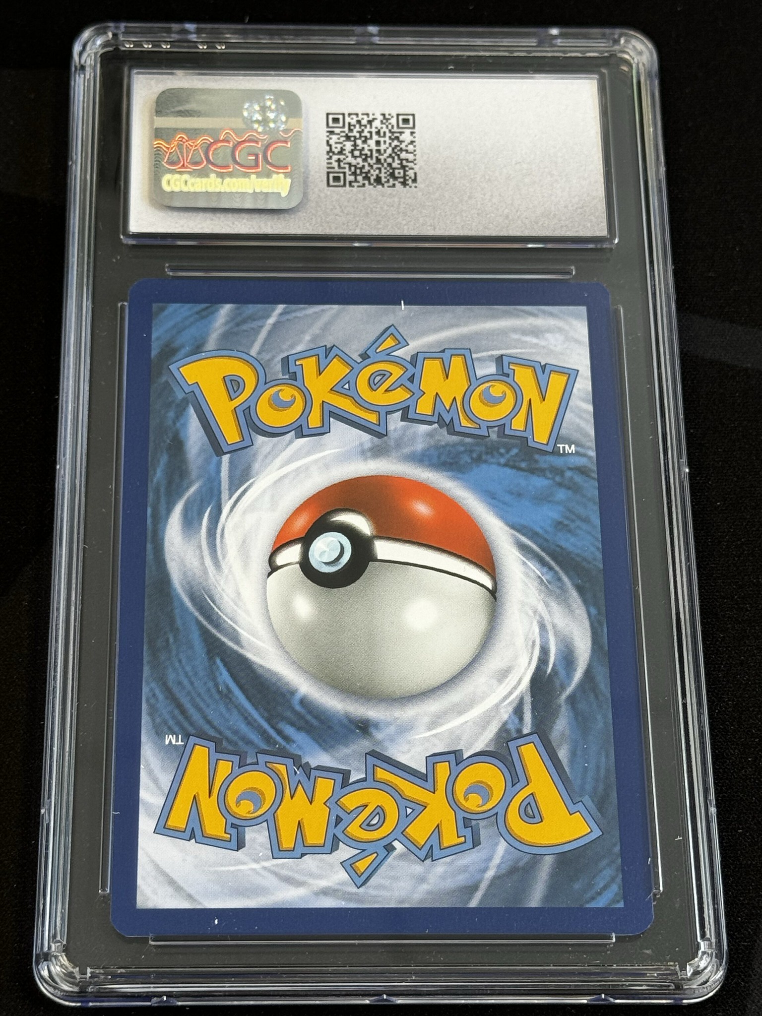 Charizard VMAX - SHF 107 - German - CGC 9.5