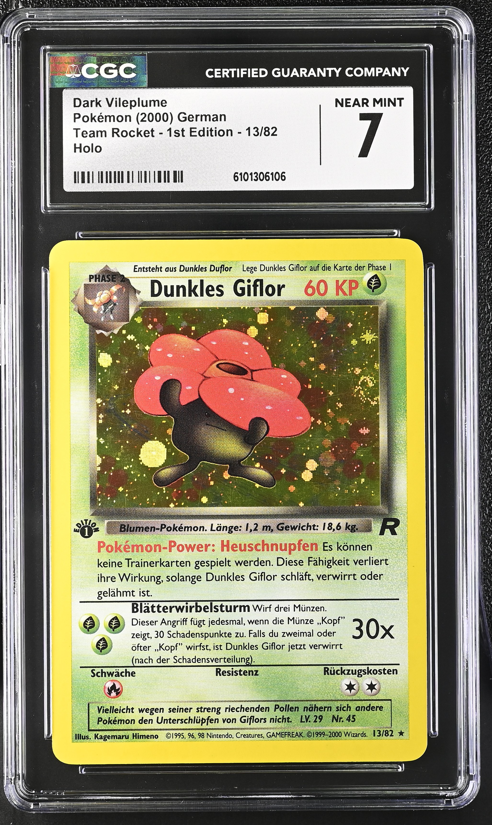 Dark Vileplume (Holo) - TR 13 - German - CGC 7