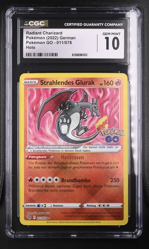 Radiant Charizard - PGO 11 - German - CGC 10 
