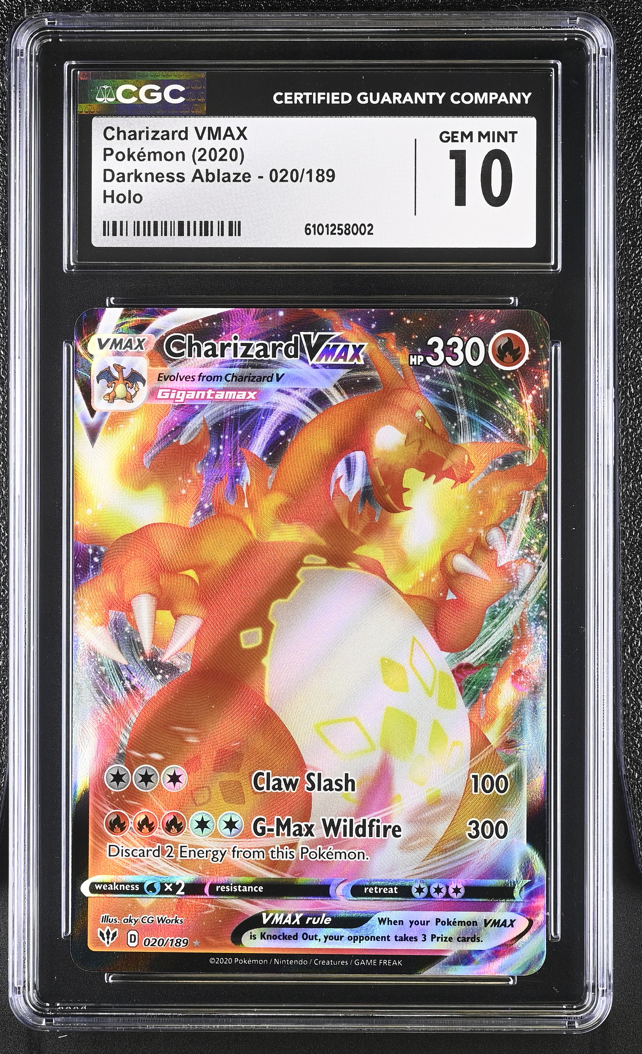 Charizard VMAX - DAA 20 - English - CGC 10 