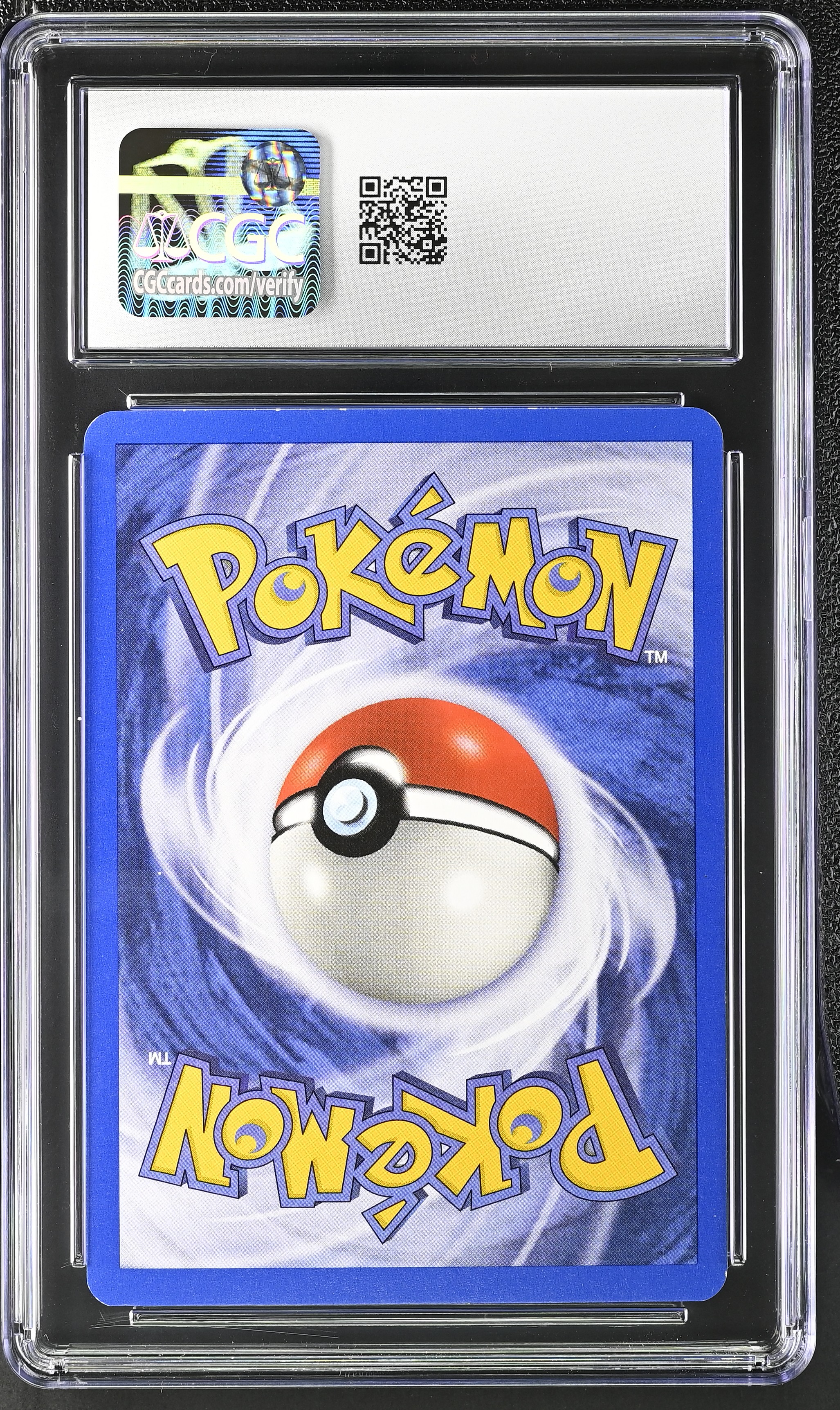 Dark Dragonite - TR 22 - German - CGC 8.5
