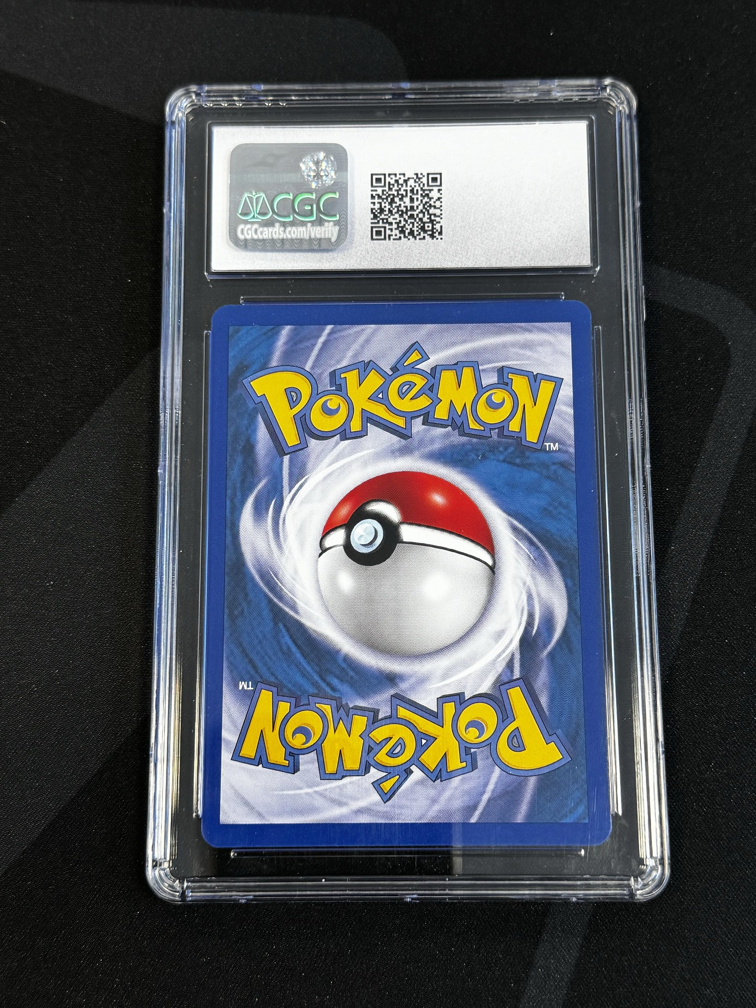 Dugtrio - SK 52 - German - CGC 8.5
