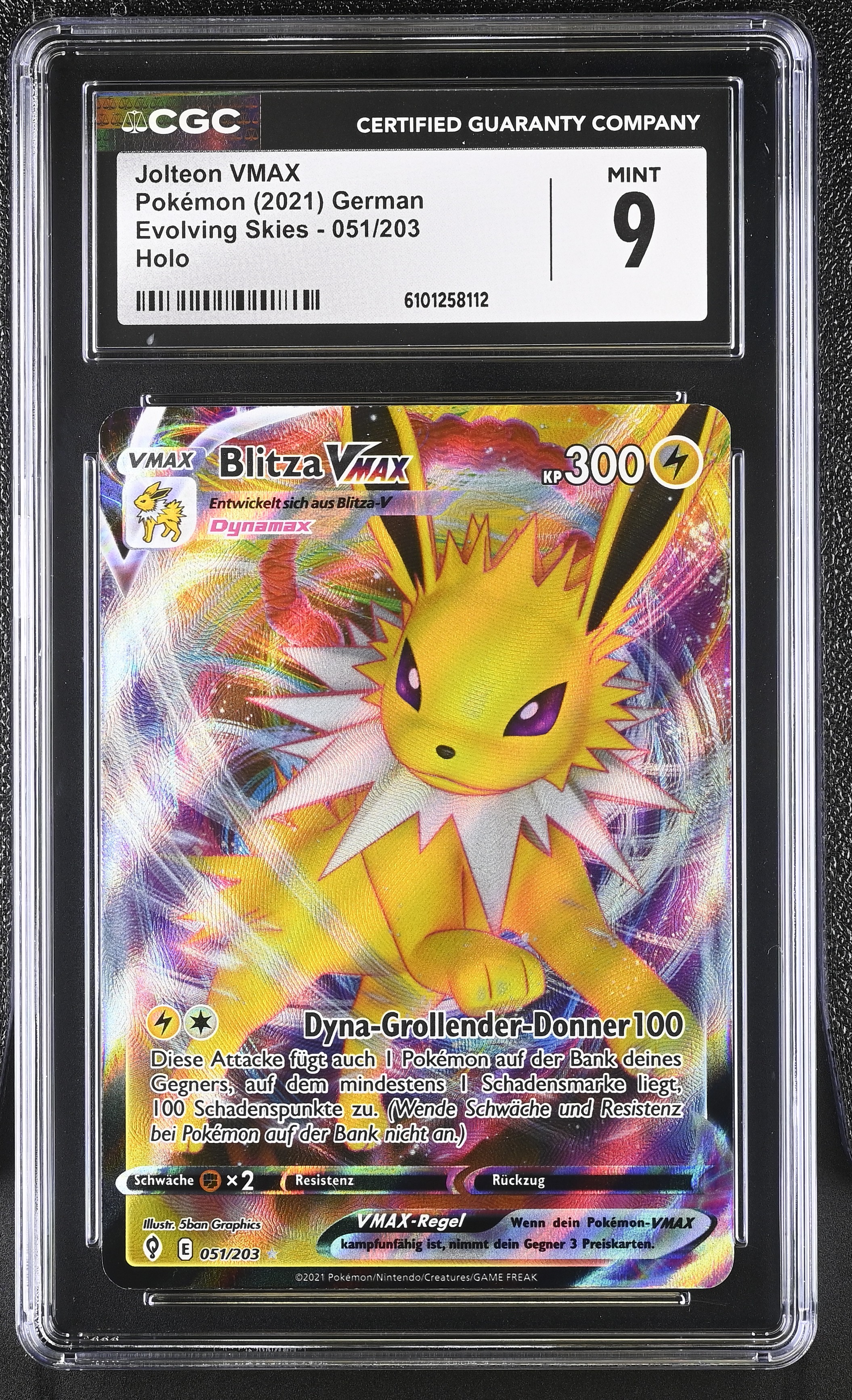 Jolteon VMAX - EVS 51 - German - CGC 9