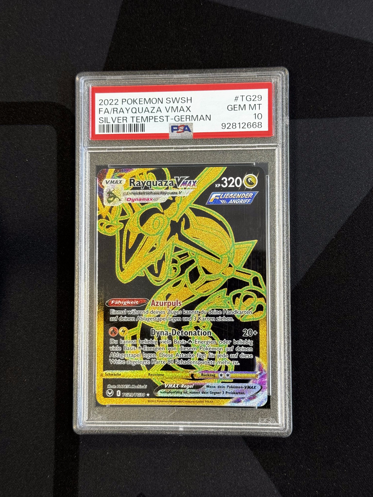 Rayquaza store Vmax Secret Rare Silver Tempest PSA 10